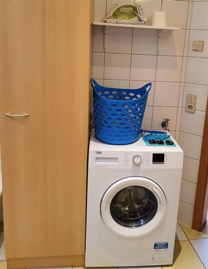 Gaestewohnung 4-Raum Wohnung Fuer 2-8 Personen Zwickau Buitenkant foto